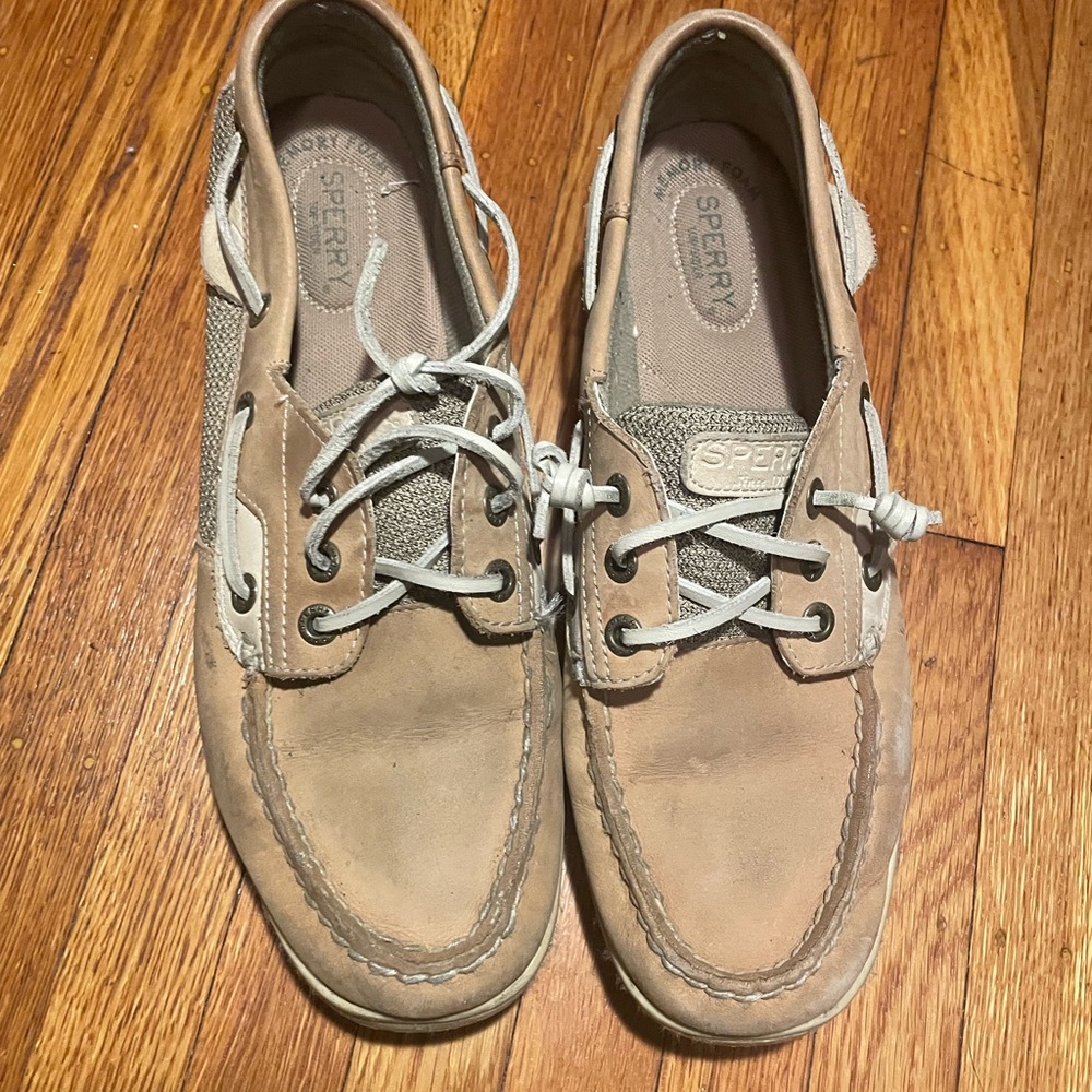 Sperry topsiders.